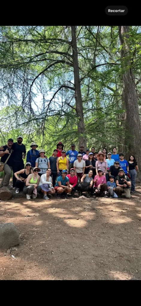 Caminata San Quintin, fotografía grupa de asistentes a la caminata